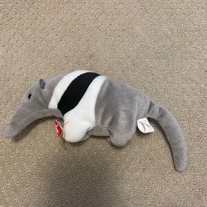 ANTS BEANIE BABIE Gray and White Plush Anteater